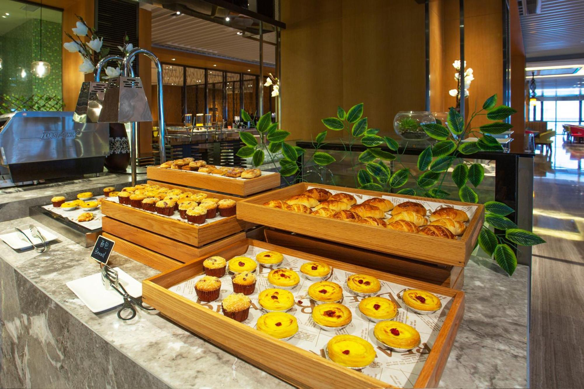 Hilton Garden Inn Ningbo Dış mekan fotoğraf