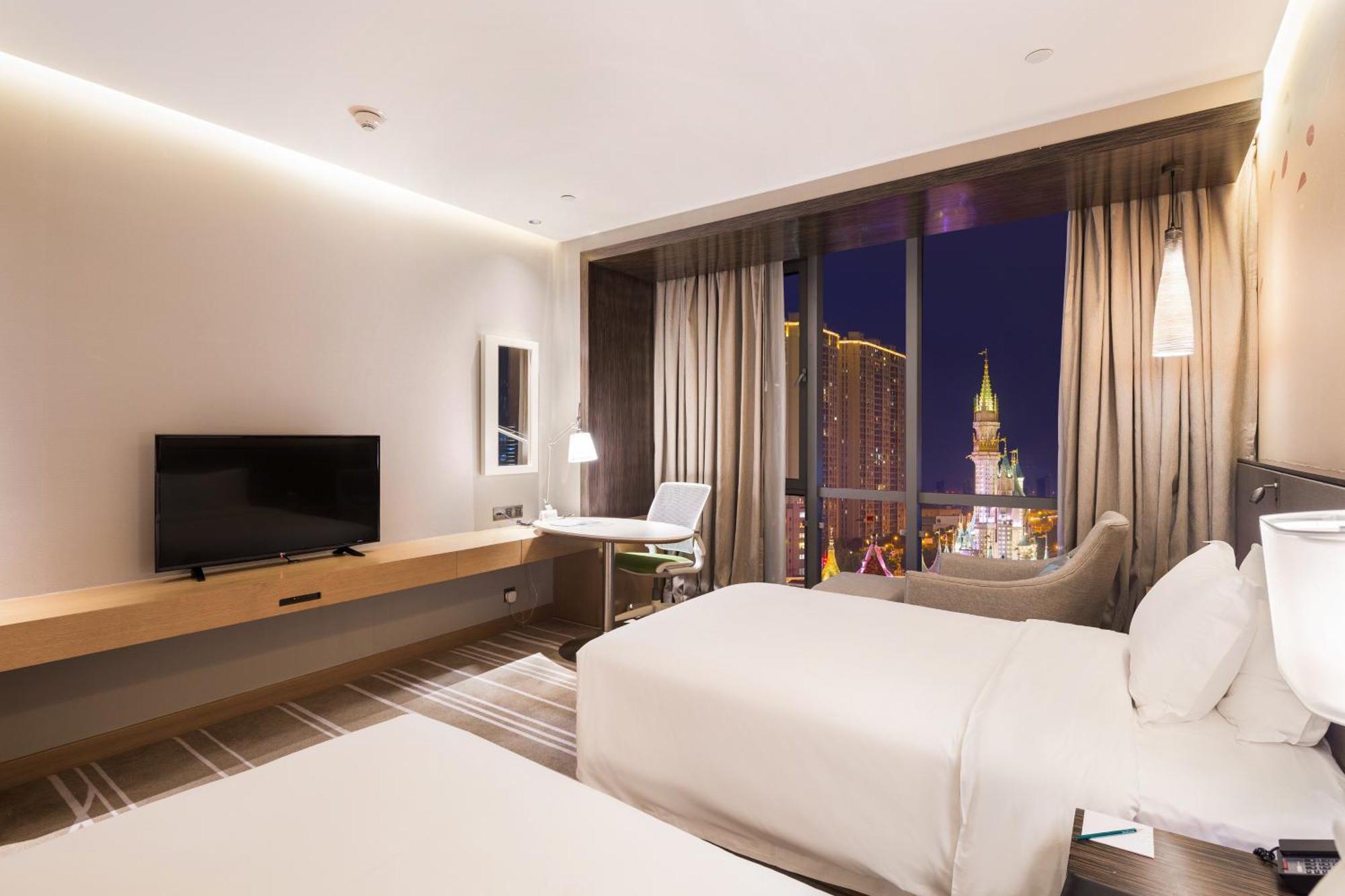 Hilton Garden Inn Ningbo Dış mekan fotoğraf