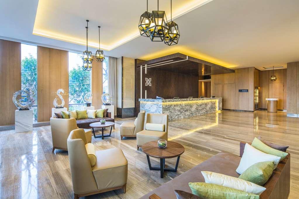 Hilton Garden Inn Ningbo İç mekan fotoğraf